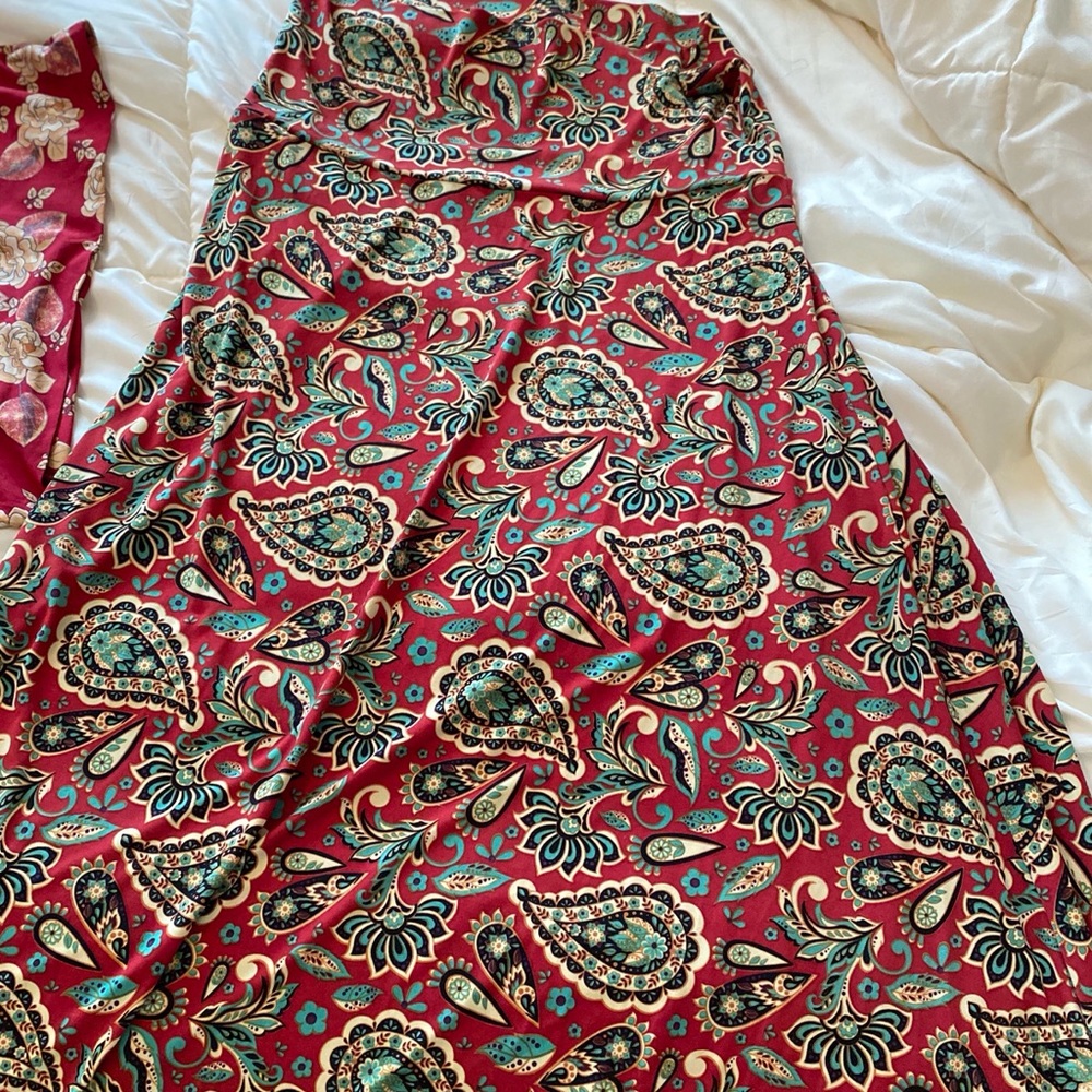 LuLaRoe silky stretch Paisley. Like new